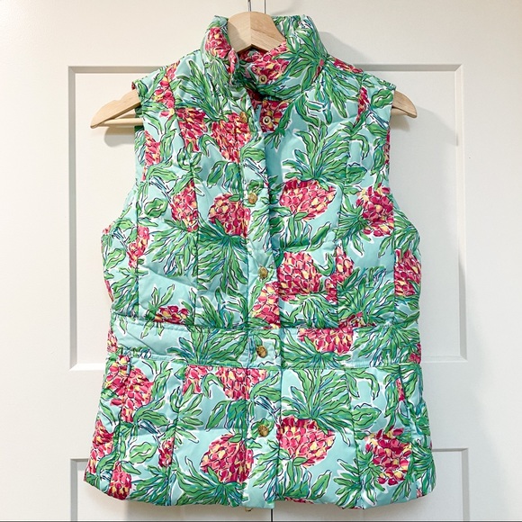 Lilly Pulitzer Lauren Vest - Picture 2 of 10